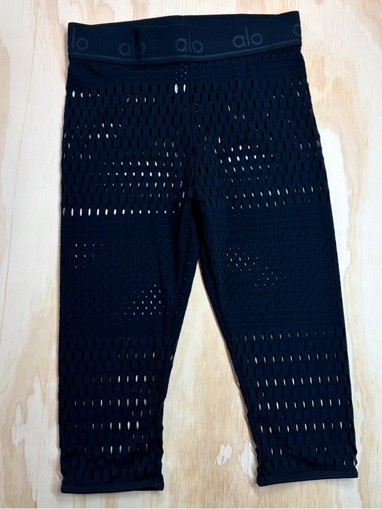 Alo Yoga Mesh High Waist Capri Leggings Black Sheer Cutout S - Picture 2 of 8